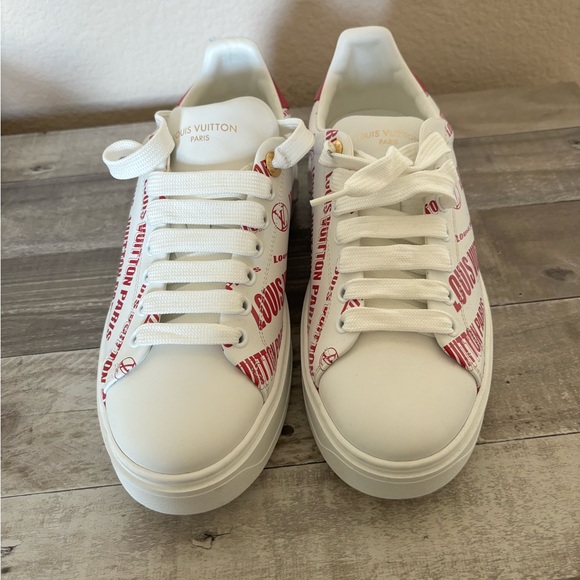 Louis  Vuitton Time Out sneakers - Picture 3 of 6